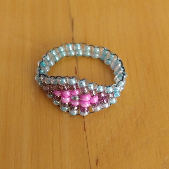 Handmade Beaded Ring - Picture 1 of 1